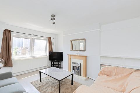 3 bedroom apartment for sale, Avondale Road, London, E16