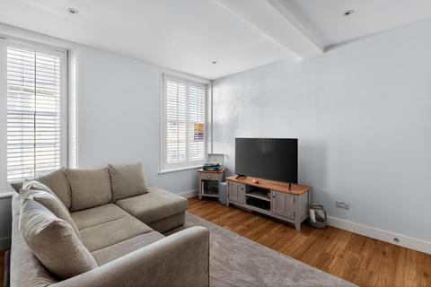 2 bedroom duplex for sale, 23 High Street, Ingatestone, CM4