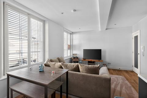 2 bedroom duplex for sale, 23 High Street, Ingatestone, CM4