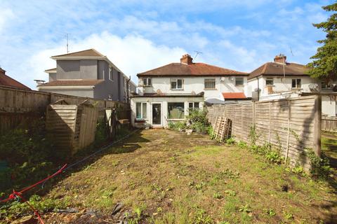 3 bedroom semi-detached house for sale, Sheaveshill Avenue, London, NW9