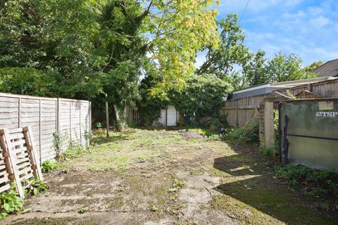 3 bedroom semi-detached house for sale, Sheaveshill Avenue, London, NW9