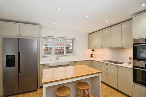 4 bedroom detached house for sale, Fern Drive, Market Rasen, LN8