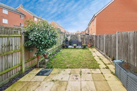 2 bedroom terraced house for sale, Rosevear Place, Newton Leys, Milton Keynes, MK3