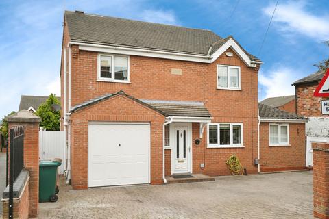 4 bedroom detached house for sale, Wood Street, Swadlincote, DE11