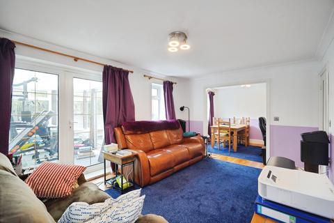 4 bedroom detached house for sale, Wood Street, Swadlincote, DE11