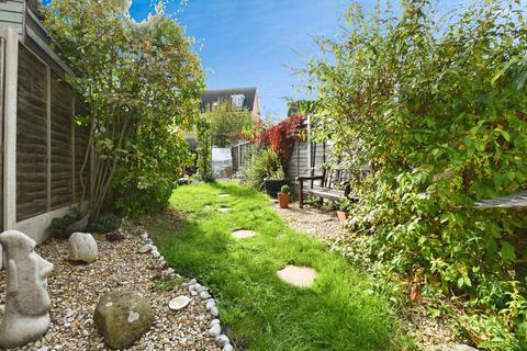Sovereign Close, Braintree, CM7