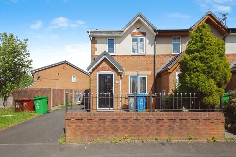 2 bedroom end of terrace house for sale, Cloister Street, Manchester, M9