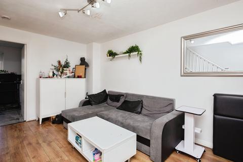 2 bedroom end of terrace house for sale, Cloister Street, Manchester, M9