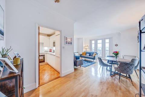 2 bedroom apartment for sale, 40 Narrow Street, London, E14