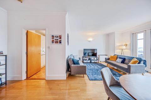 2 bedroom apartment for sale, 40 Narrow Street, London, E14
