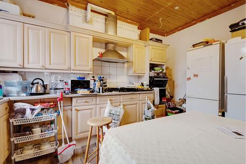 4 bedroom maisonette for sale, Fordwych Road, London, NW2