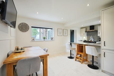 2 bedroom semi-detached house for sale, Heath Lane, Swadlincote, DE11