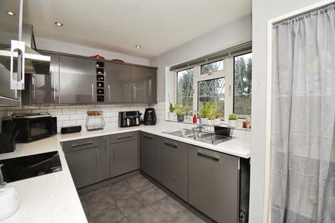 2 bedroom maisonette for sale, Esher Close, Bexley, DA5
