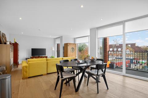2 bedroom apartment for sale, Dersingham Road, London, NW2