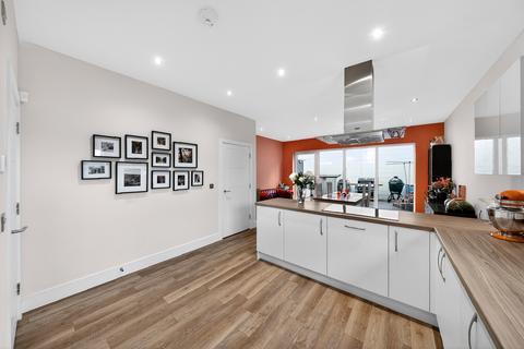 undefined, Loampit Road, Erith, DA8