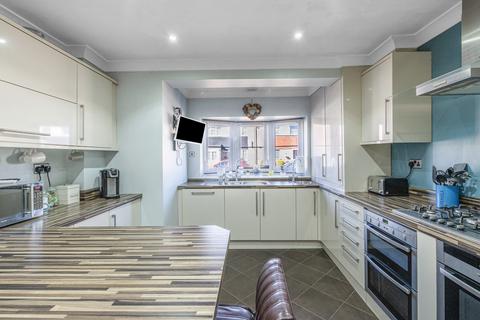 3 bedroom semi-detached house for sale, Halt Drive, Stanford-le-Hope, SS17