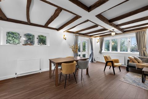 3 bedroom detached house for sale, Epping Green Road, Epping, CM16