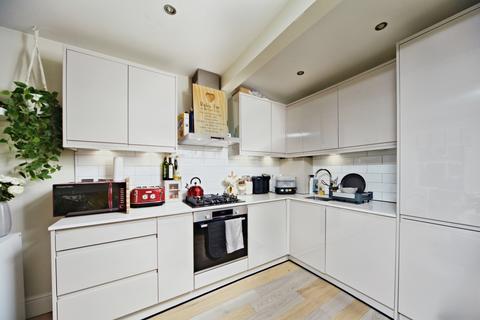 undefined, Benhill Road, Sutton, SM1