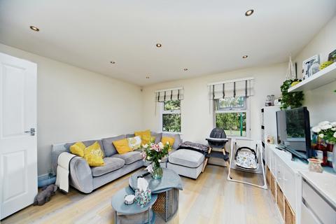 undefined, Benhill Road, Sutton, SM1