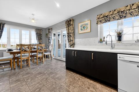 5 bedroom detached house for sale, Maple Drive, Somerton, TA11