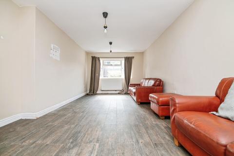 undefined, Queensway, Oldbury, B68