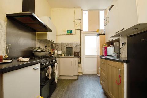 5 bedroom terraced house for sale, 97 Donald Street, Cardiff, CF24