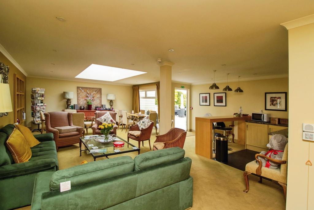 Communal Lounge