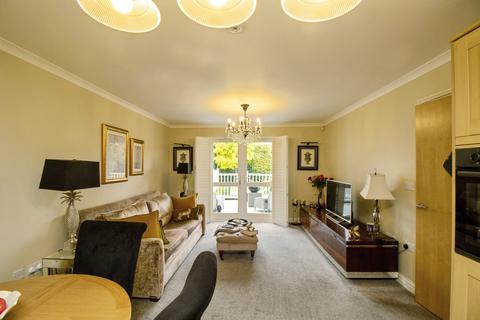 2 bedroom retirement property for sale, 120 Long Road, Canvey Island, SS8
