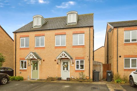 3 bedroom semi-detached house for sale, Chestnut Way, Chester, CH4