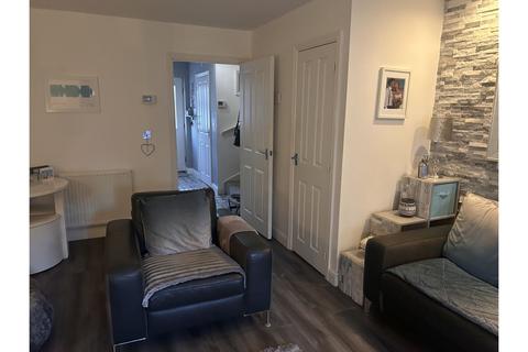 3 bedroom semi-detached house for sale, Chestnut Way, Chester, CH4