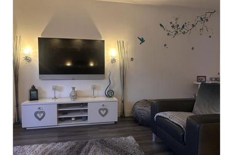 3 bedroom semi-detached house for sale, Chestnut Way, Chester, CH4