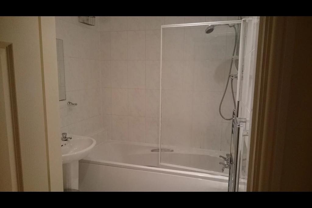 Apartment in Manchester - View 5