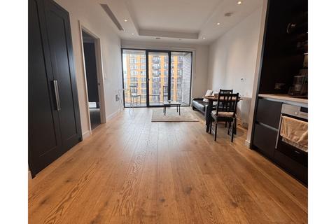 157 City Island Way, London, E14