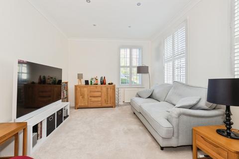undefined, Brighton Road, Banstead, SM7