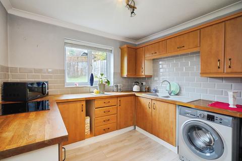 3 bedroom townhouse for sale, Cottesmore Close, Brizlincote Valley, DE15