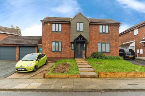 4 bedroom detached house for sale, Nelson Way, Grimsby, DN34