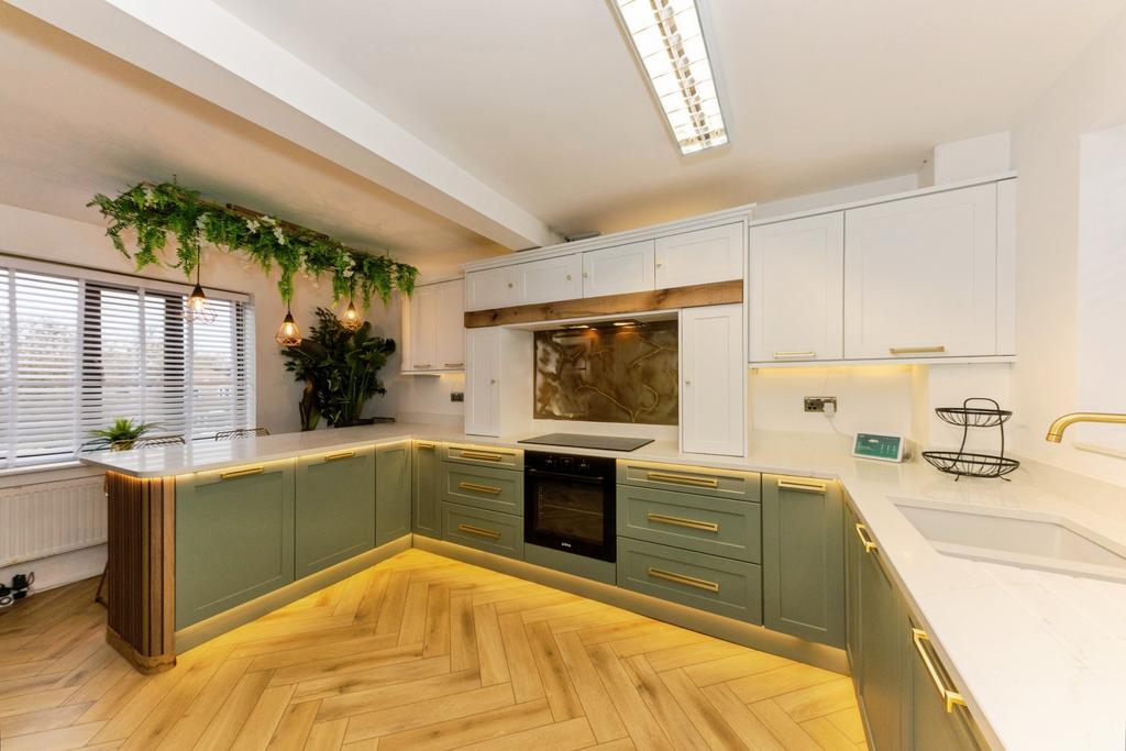 Kitchen/Breakfast