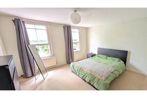 2 bedroom flat for sale, Ford Square, London, E1