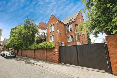 3 bedroom apartment for sale, Johnson Street, London, E1