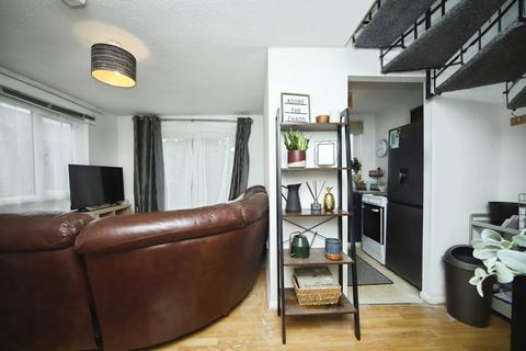 1 bedroom end of terrace house for sale, Allington Close, Taunton, TA1