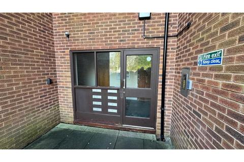 2 bedroom flat for sale, St. Marys Hall Road, Manchester, M8
