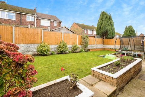 3 bedroom end of terrace house for sale, Knights Green, Flint, CH6