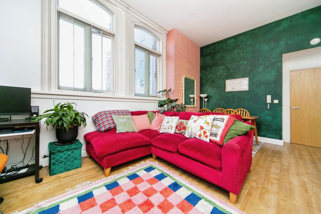 Apartment in Liverpool - View 5