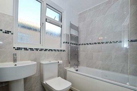 2 bedroom flat for sale, Sandringham Road, London, NW2