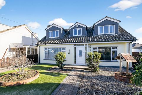 4 bedroom detached house for sale, Ashingdon Road, Rochford, SS4