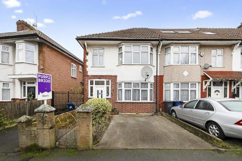 Wesley Avenue, London, NW10