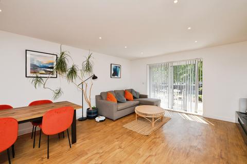 1 bedroom flat for sale, Marina Court, Waltham Abbey, EN9