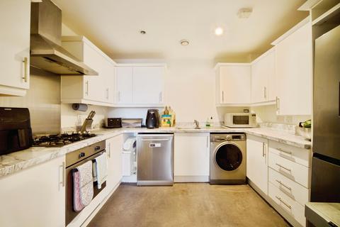 1 bedroom flat for sale, Poppy Drive, Enfield, EN3