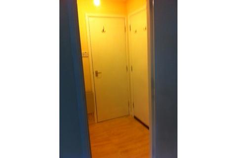 undefined, Violet Close, Wallington, SM6