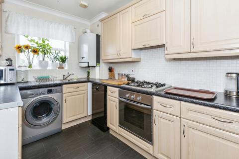 undefined, Sir Robert Mews, Slough, SL3